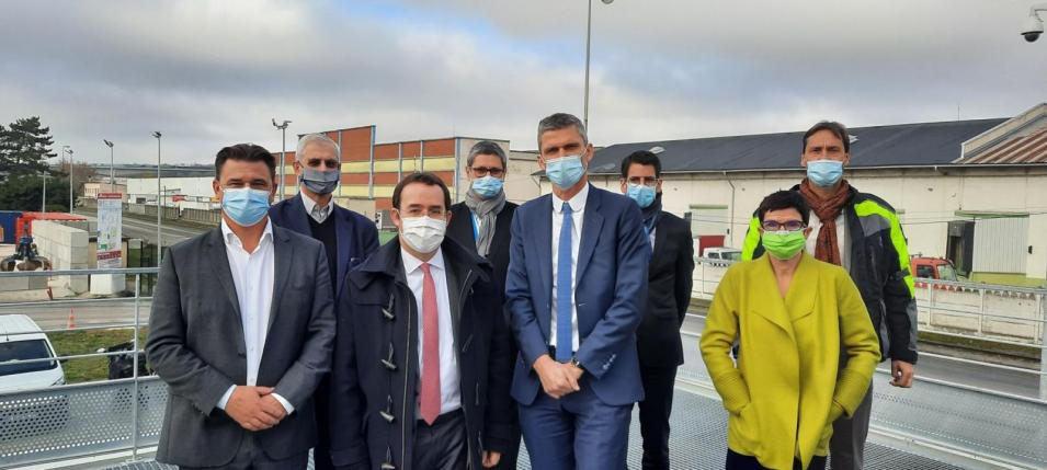 Visite de M. le Prfet des Hauts-de-Seine  l'occasion de la semaine de l'industrie