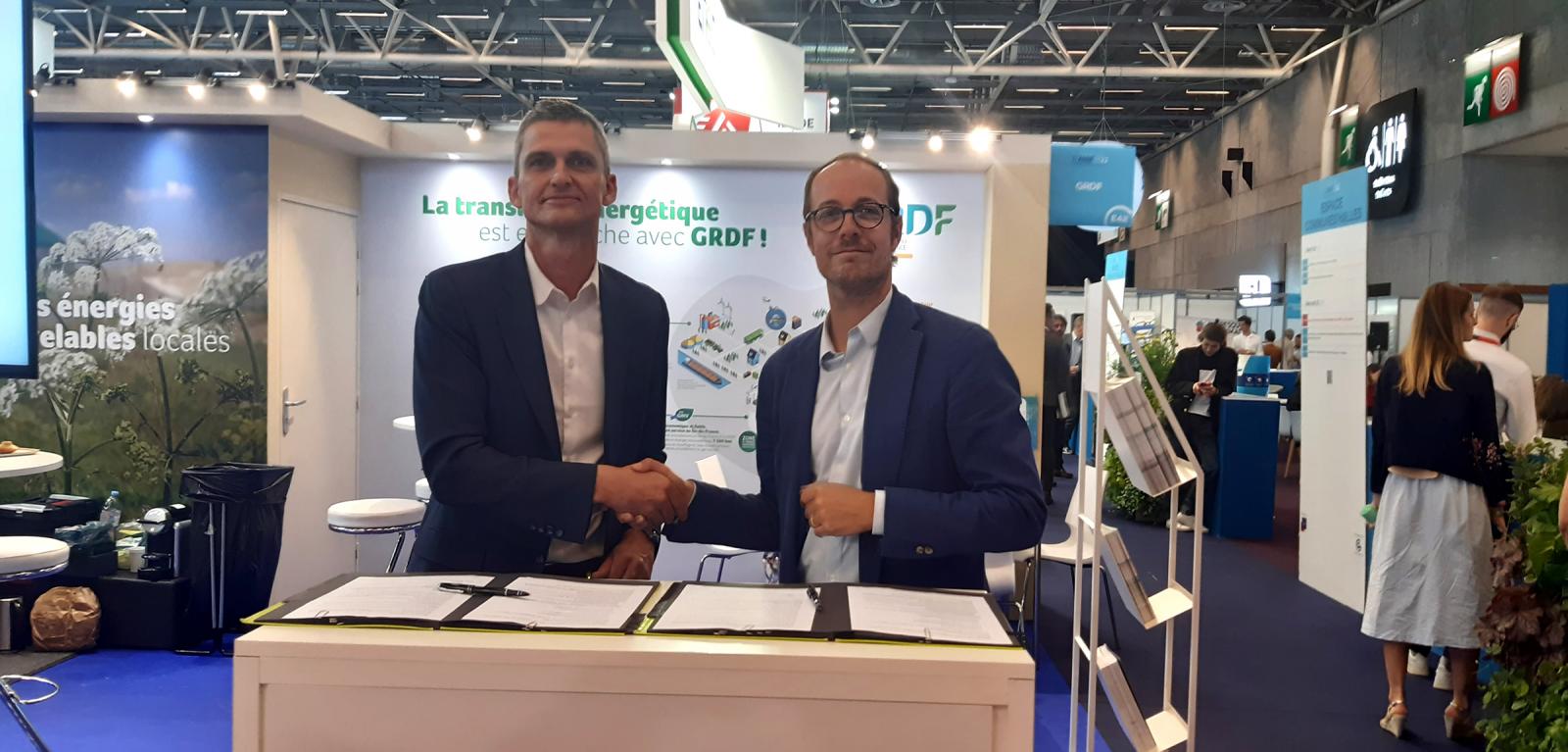 Signature historique d’une convention entre la Communauté Portuaire Seine Aval et GRDF