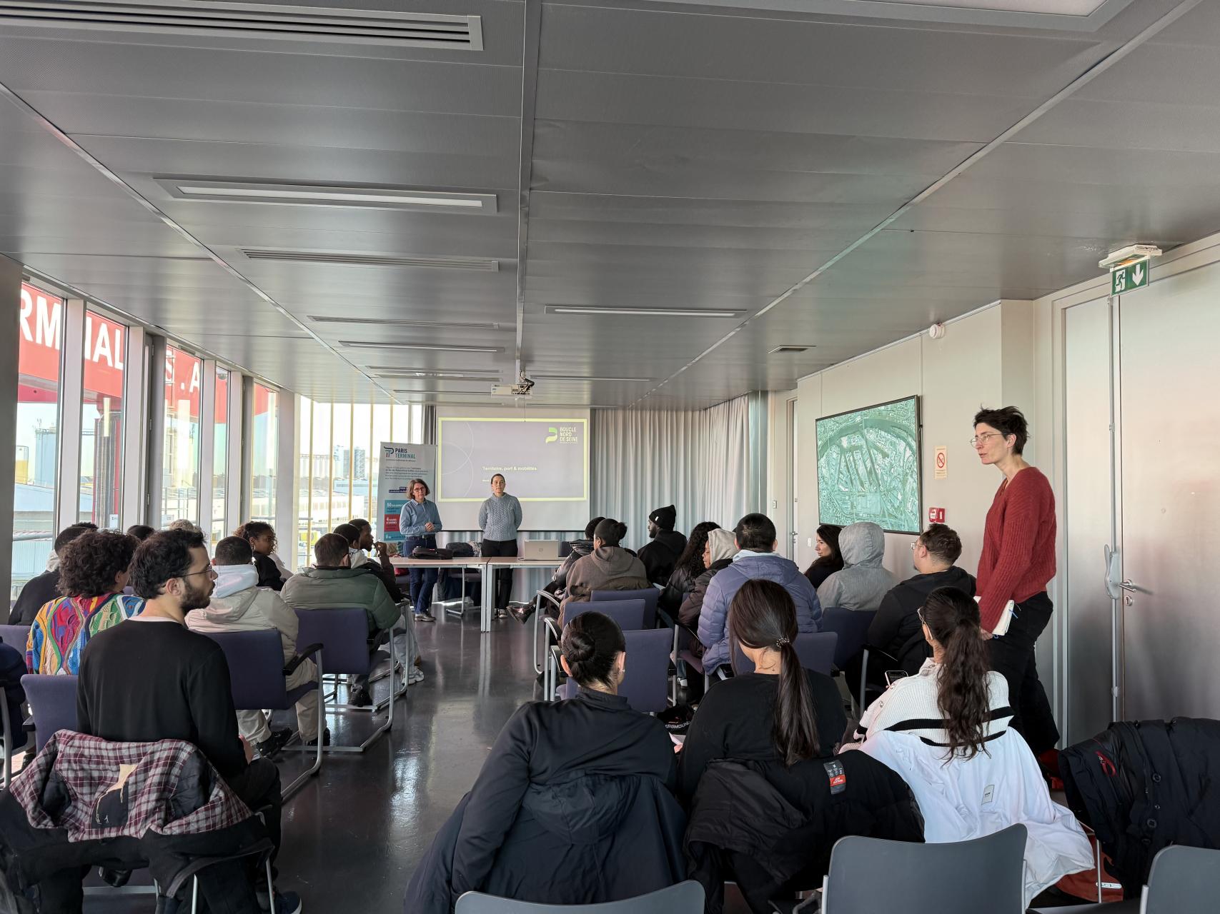 Visite d'étudiants en licence 3 géographie
