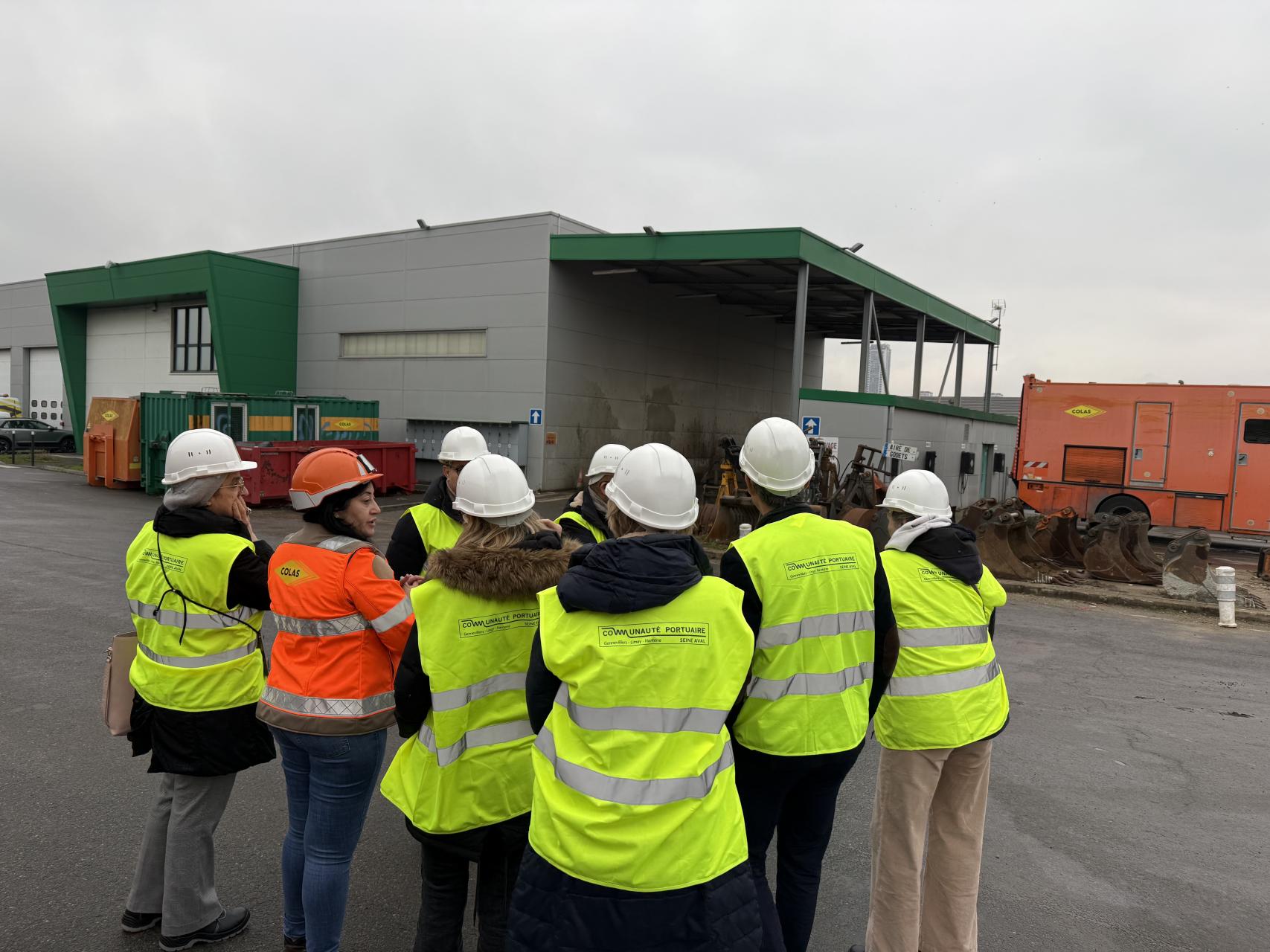 Visite du port de Gennevilliers pour les chefs d'établissements scolaires