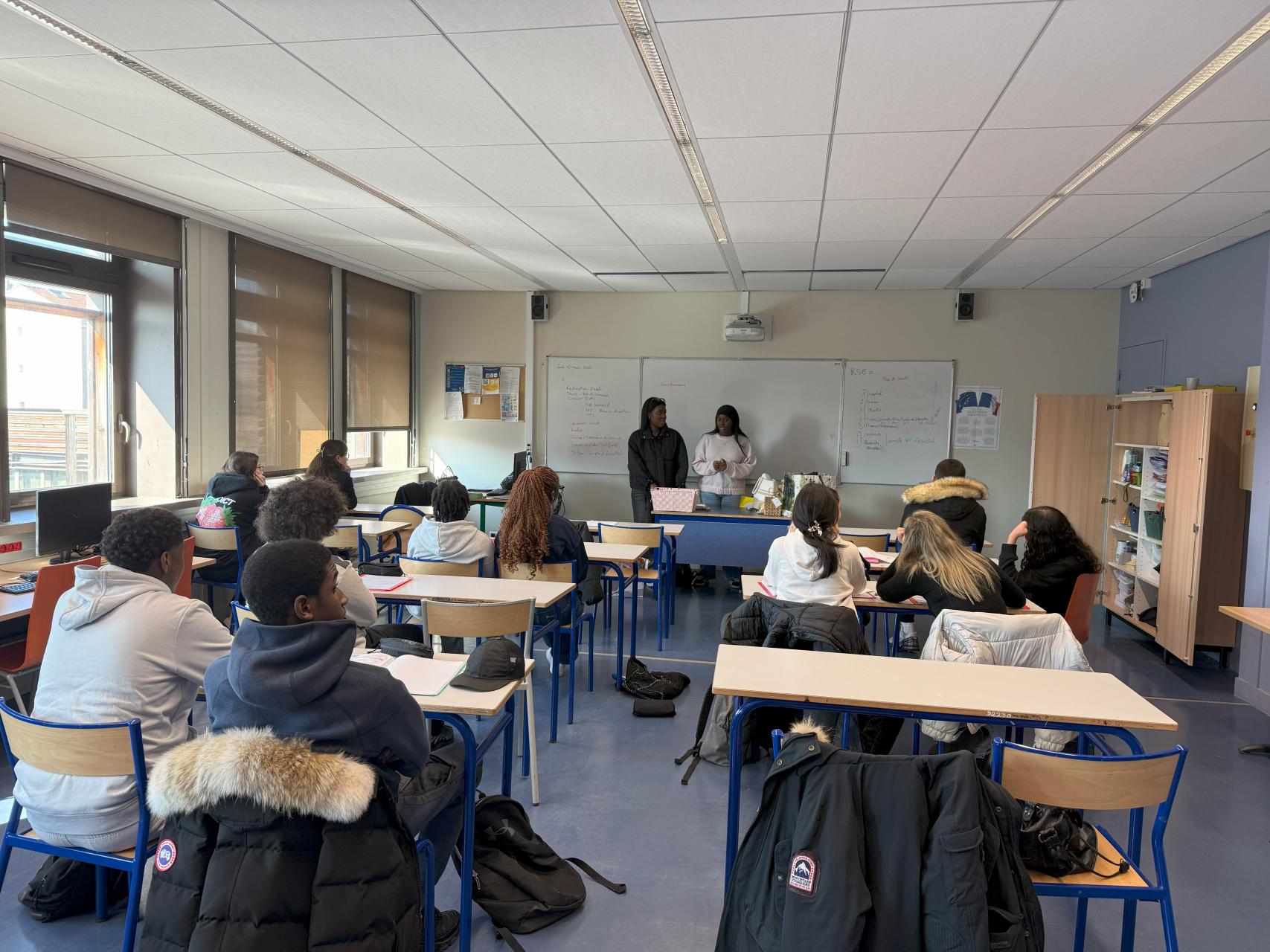 La communauté portuaire échange avec les étudiants du lycée de Prony !