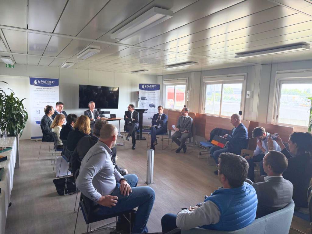 Le Préfet des Hauts-de-Seine en visite au port de Gennevilliers
